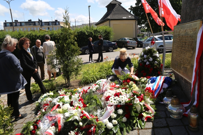 Pani Irena przyjechała z rodziną z Nowego Jorku, aby uczcić pamięć o braciach
