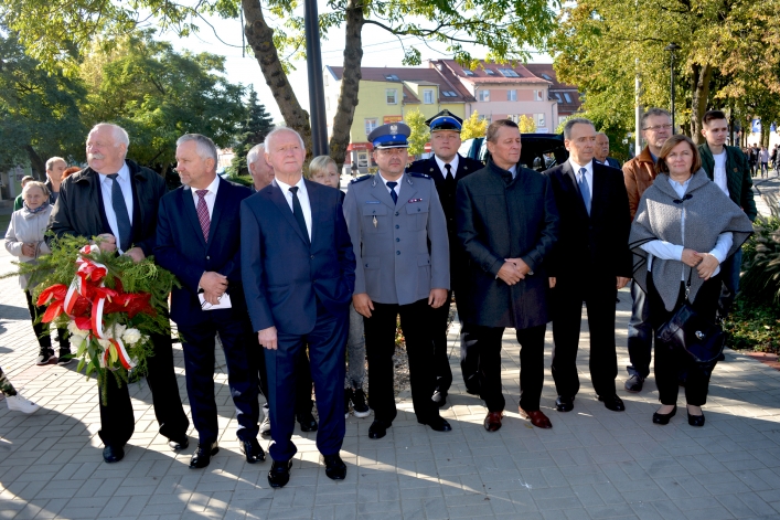 Pasłęk. Uroczyste odsłonięcie Pomnika Niepodległości