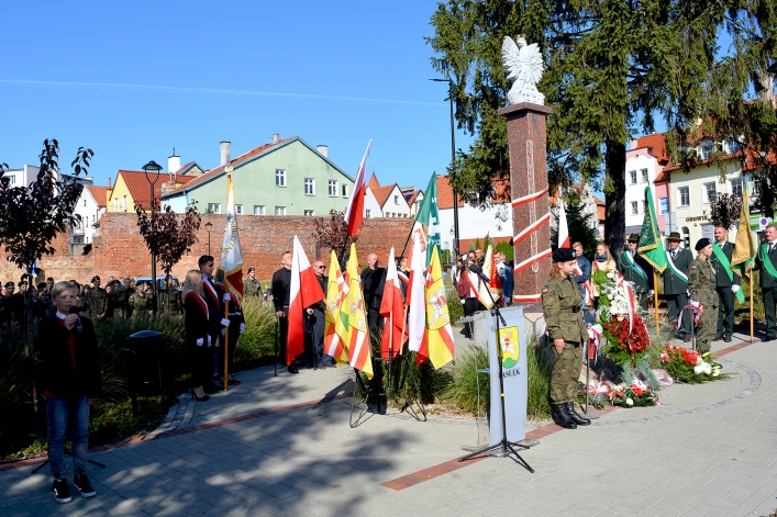 Pasłęk. Uroczyste odsłonięcie Pomnika Niepodległości