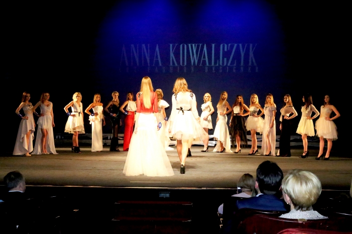Paulina Czartowska nową Miss Ziemi Elbląskiej. Nasza fotorelacja (część pierwsza)