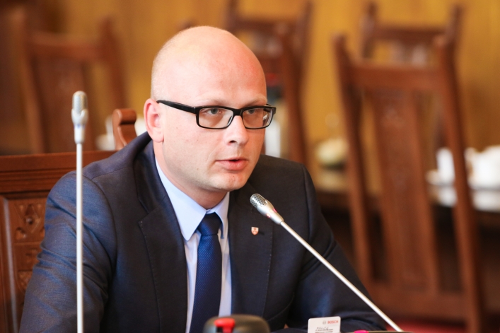Paweł Kowszyński zaprzysiężony na nowego członka Rady Miejskiej