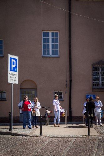 Pielęgniarki: niskie płace zniechęcają do naszego zawodu 