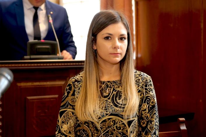 Pierwsza uroczysta sesja nowej Rady Miejskiej w Elblągu. 9 debiutantów