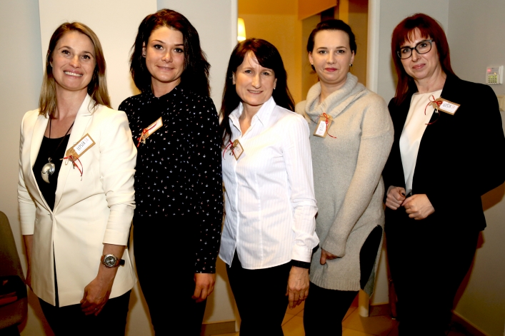 Od lewej: Mariola Piłat-Skalmowska, Karolina Firlej, Alina Rawwo, Magdalena Rokicka i Joanna Strzyżewska