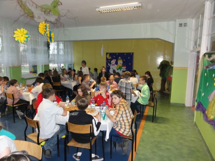 Pierwsze w historii Szkoły Podstawowej Nr 19, połowinki klas V