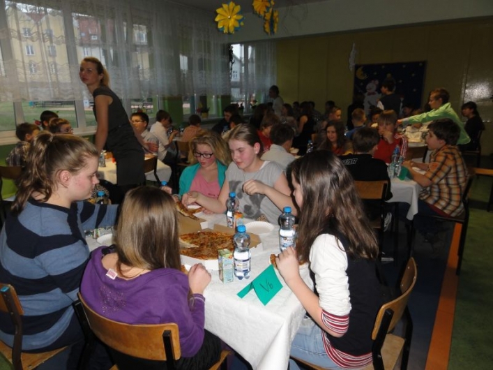 Pierwsze w historii Szkoły Podstawowej Nr 19, połowinki klas V