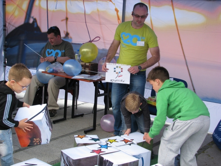 Piknik europejski z premierem Donaldem Tuskiem. Zobacz zdjęcia