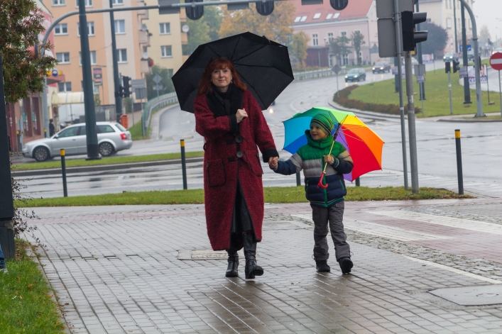 Piknik i konferencja w deszczu. Zjednoczona Lewica prezentuje kandydatów