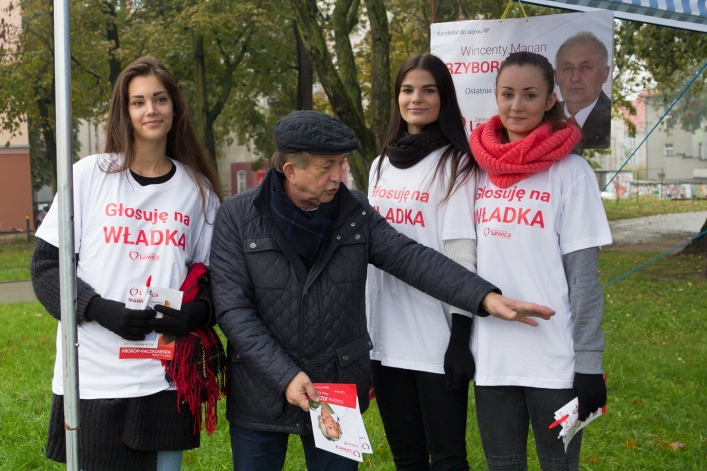 Piknik i konferencja w deszczu. Zjednoczona Lewica prezentuje kandydatów