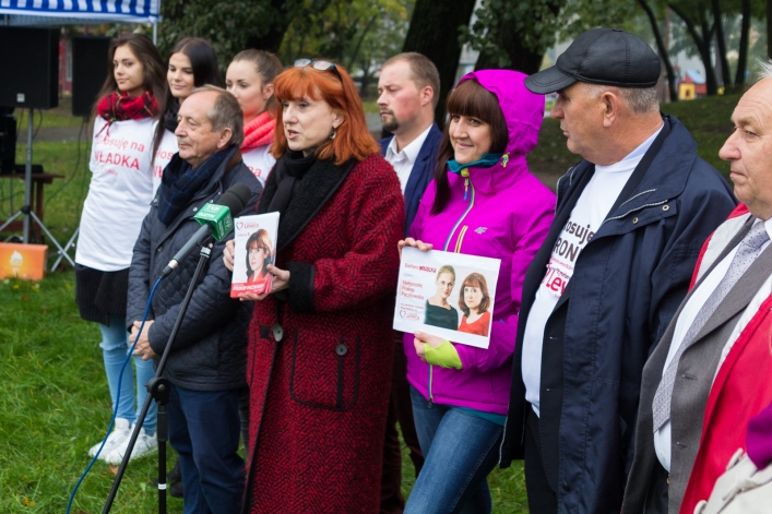 Piknik i konferencja w deszczu. Zjednoczona Lewica prezentuje kandydatów