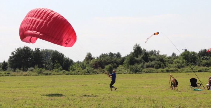 Piknik lotniczy dla całych rodzin - nasza relacja foto