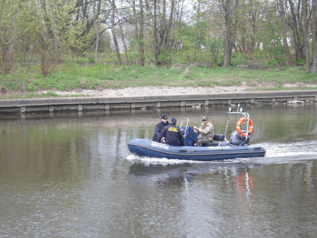Pilnują porządku nie tylko na lądzie, ale i na wodzie