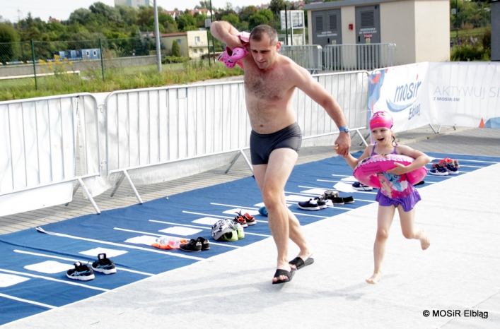 Pływali i biegali w pierwszym elbląskim Aquathlonie 