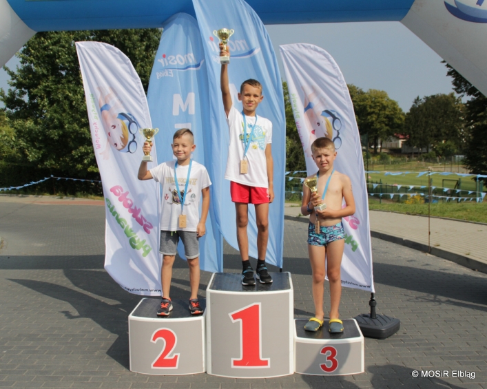 Pływali i biegali w pierwszym elbląskim Aquathlonie 