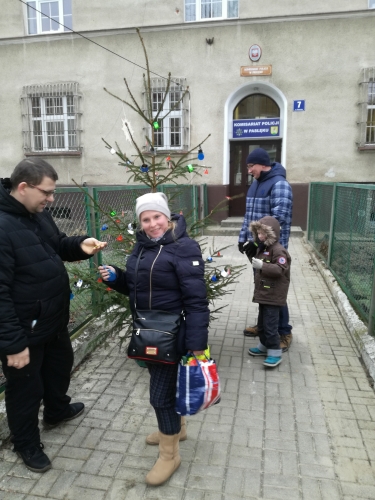 Podsumowanie akcji „Rozbierz z nami choinkę”