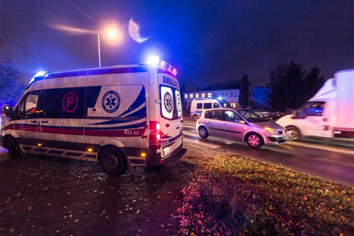 Podwójne potrącenie na ul. Królewieckiej. Kierowcy, uważajcie!
