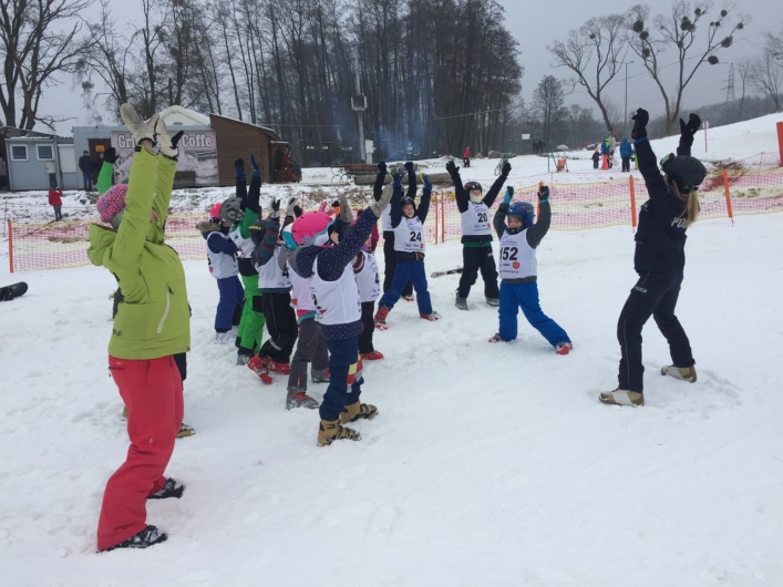 Policja edukuje adeptów narciarstwa