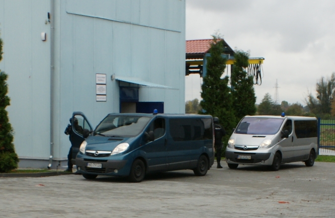 Policja i antyterroryści w akcji. Spokojnie, to tylko ćwiczenia