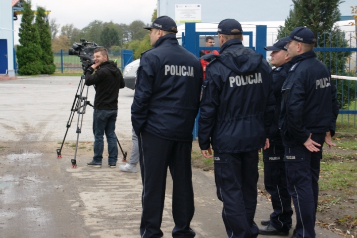 Policja i antyterroryści w akcji. Spokojnie, to tylko ćwiczenia