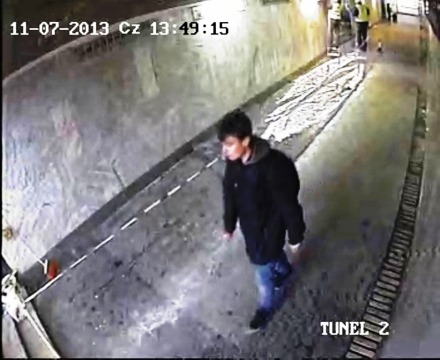 Policja poszukuje pedofila. Rodzice zaczynają się bać