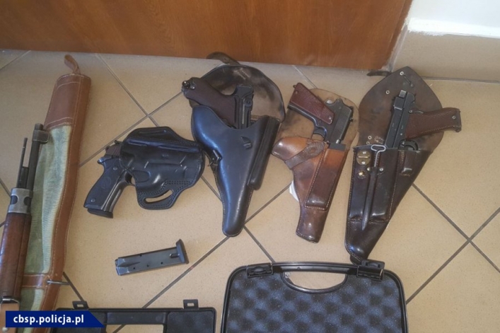 Policja zlikwidowała nielegalny arsenał broni palnej (+ zdjęcia)