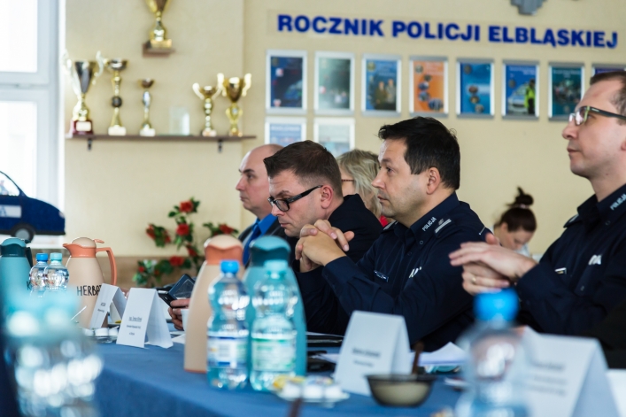 Policja