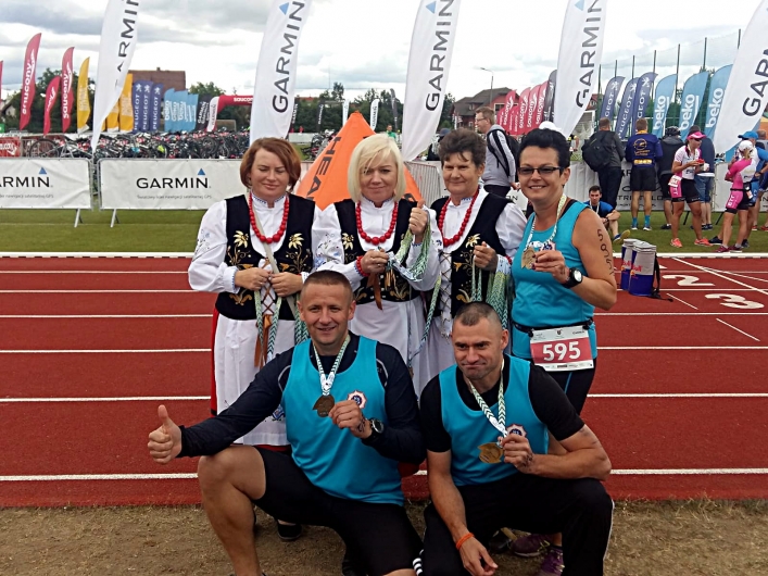 Policjanci z Elbląga zajęli II miejsce w Firmowych Mistrzostwach Sztafet Garmin Iron Triathlon Stężyca 2018!