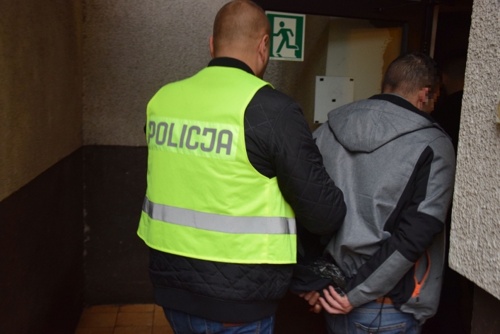 Policjanci z Elbląga złapali oszusta działającego metodą na policjanta!