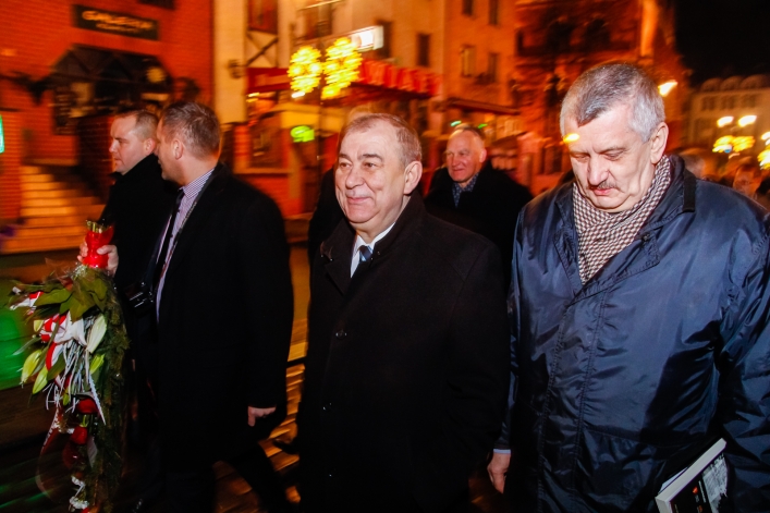 Polityczne przepychanki na ofiarach Grudnia'70