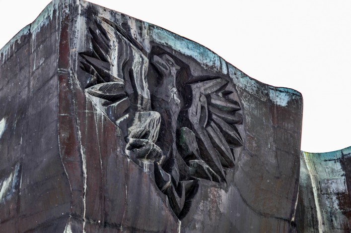 Pomnik Odrodzenia. Wstydliwa pamiątka czy element historii miasta?