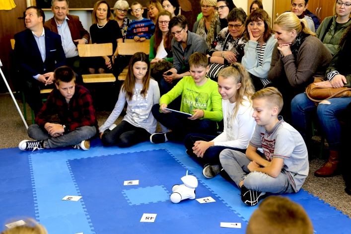 Ponad 20 nauczycieli z Islandii wzięło udział w pokazowej lekcji w SP nr 19