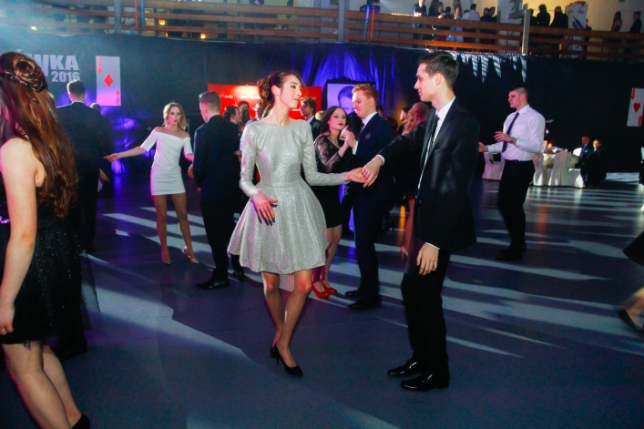 Ponad 350 zdjęć ze Studniówki I Liceum Ogólnokształcącego!