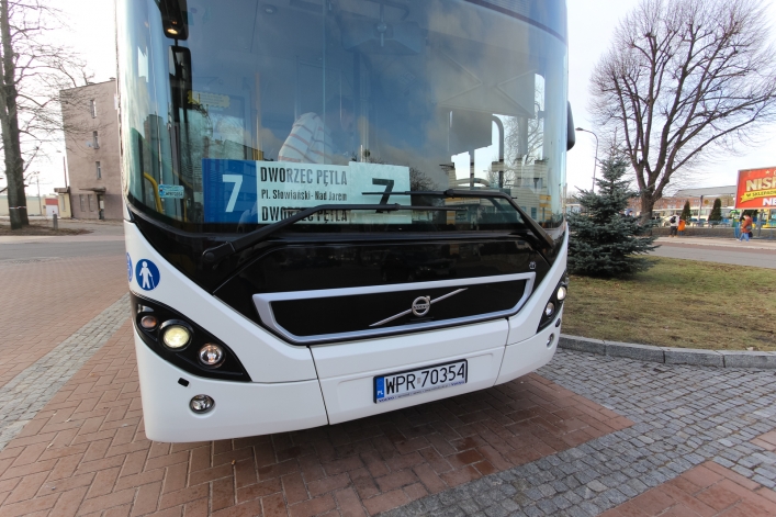 Ponownie autobus hybrydowy przyjechał na testy