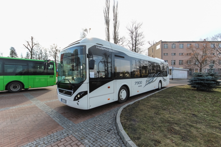 Ponownie autobus hybrydowy przyjechał na testy