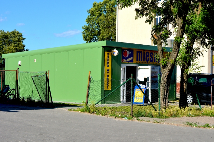 Portugalska Biedronka kontra polskie, małe osiedlowe sklepy spożywcze