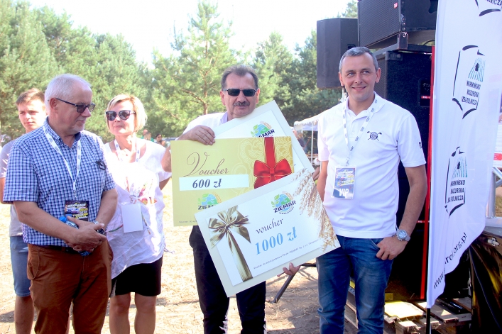 Poseł z okręgu elbląskiego sponsorem niecodziennych wyścigów. Zobacz fotorelację 