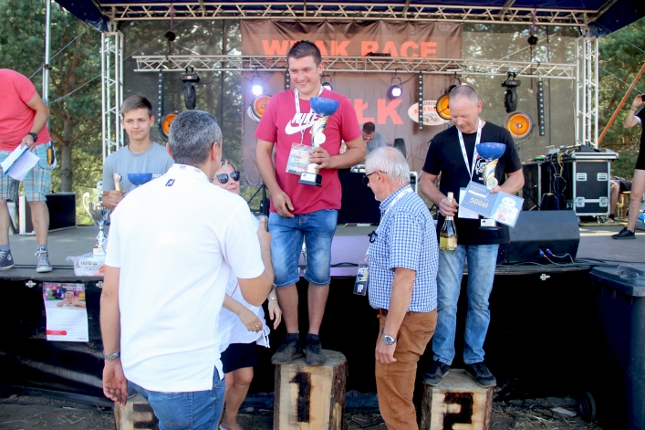 Poseł z okręgu elbląskiego sponsorem niecodziennych wyścigów. Zobacz fotorelację 
