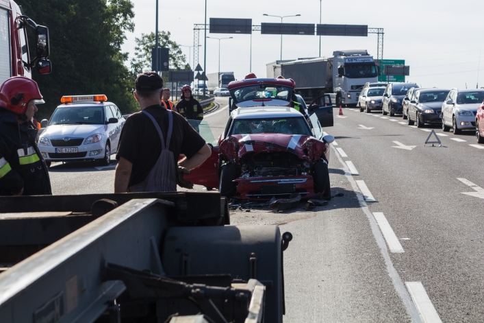 Poważne zderzenie na S22. Dwie ciężko ranne osoby w szpitalu