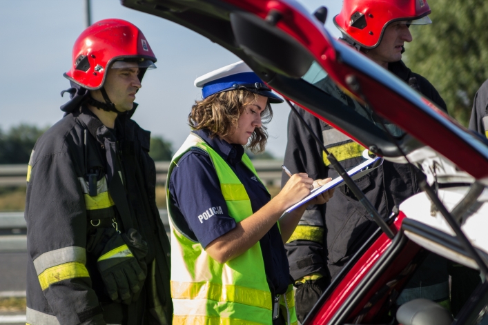 Poważne zderzenie na S22. Dwie ciężko ranne osoby w szpitalu