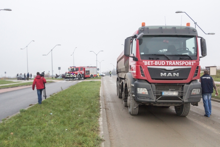 Poważny wypadek na Modrzewinie. Jedna osoba ranna