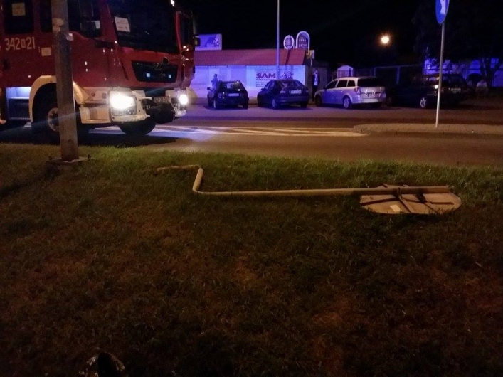 Poważny wypadek na ul. Brzeskiej. Ruch zablokowany