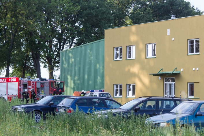 Pożar hali w Pasłęku, która pracowała pomimo zezwoleń