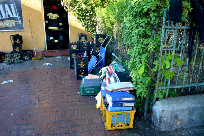 Pożar sklepu monopolowego na ulicy Ogrodowej (+ zdjęcia)