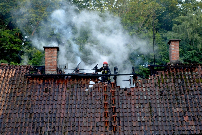 Pożar w Bażantarni. Życie właścicielki uratowały psy