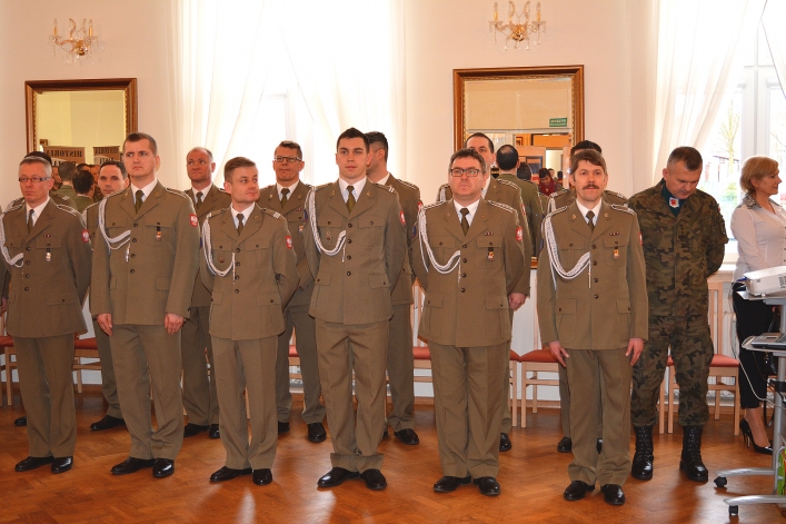 Pożegnanie kpt. Macieja Skrzypczaka. Dowódca elbląskiej orkiestry awansuje (+ zdjęcia) 