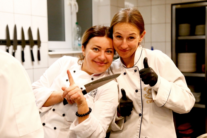 Pracowita noc w Restauracji Zmysły. Nocne gotowanie Elbląskiego Klubu Szefów Kuchni