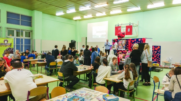 Prądu nie ma a grać można, czyli powrót do szkoły w piątek po południu