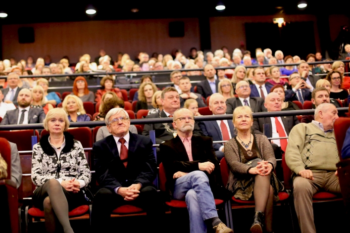 Prezydent docenił wybitnych elblążan. Wśród nagrodzonych Marta Gałuszewska