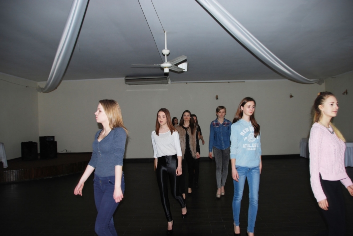 Próby choreograficzne Miss Ziemi Elbląskiej 2015