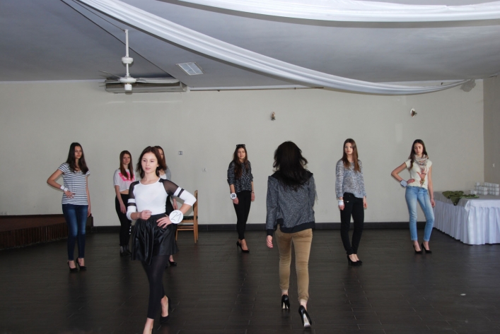 Próby choreograficzne Miss Ziemi Elbląskiej 2015